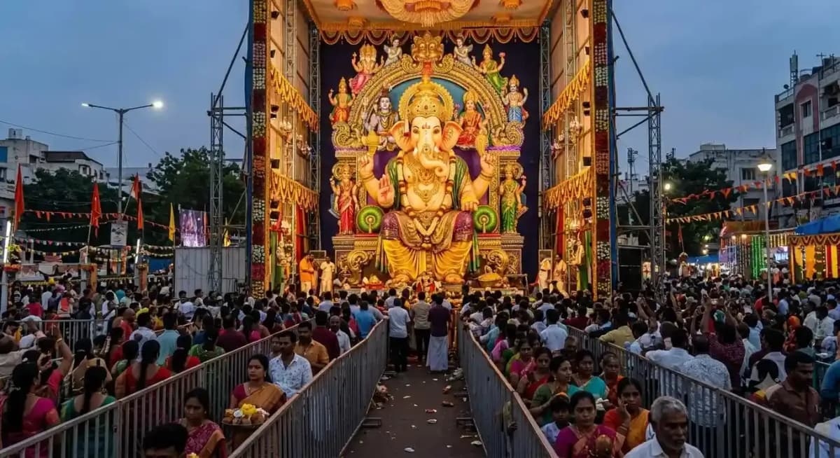 Khairatabad Ganesh 2026, Hyderabad — Height, Theme & Darshan Guide — Ganesh Chaturthi